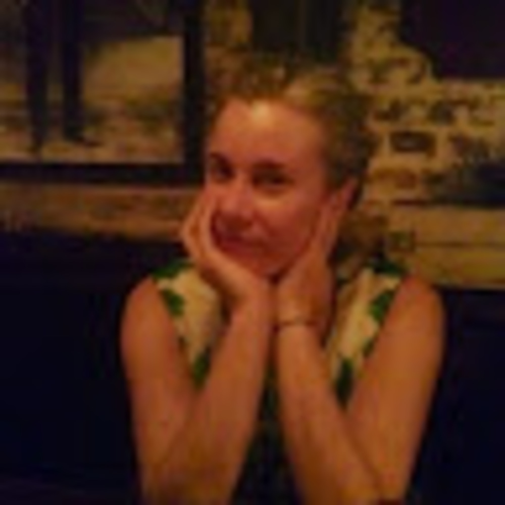 Meet your Posher, Maura